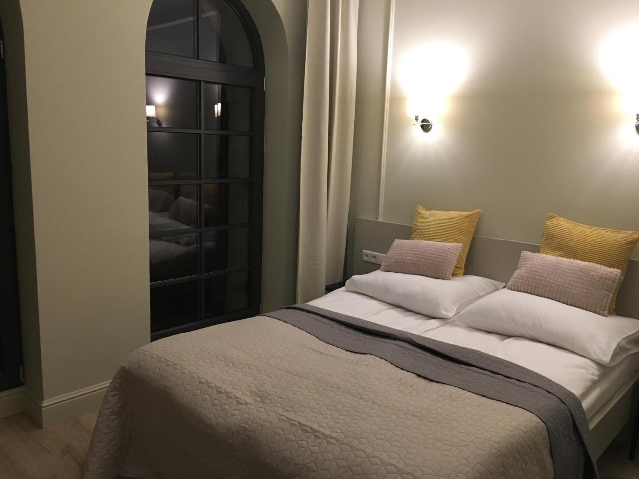 Apartamenty Platinum Loft Жельона Гора Екстериор снимка